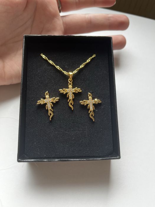 Набір біжутерії — ланцюжок з хрестиком + сережки