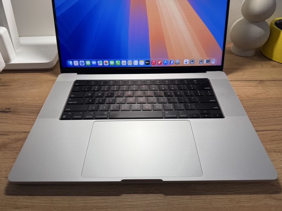 MacBook Pro 16 2021 32GB RAM 512GB SSD Silver 88%
