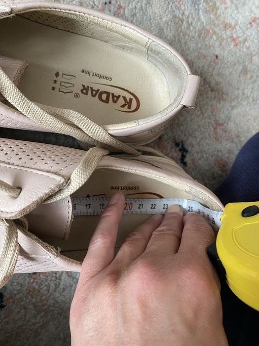 Кеди з перфорацією