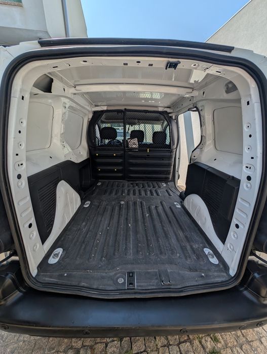 Citroën Berlingo 1.6 HDI 100cv Caixa Manual 12/2016