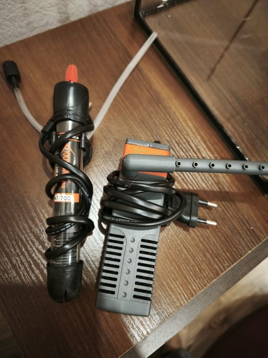 Продам акваріум 25×25 см