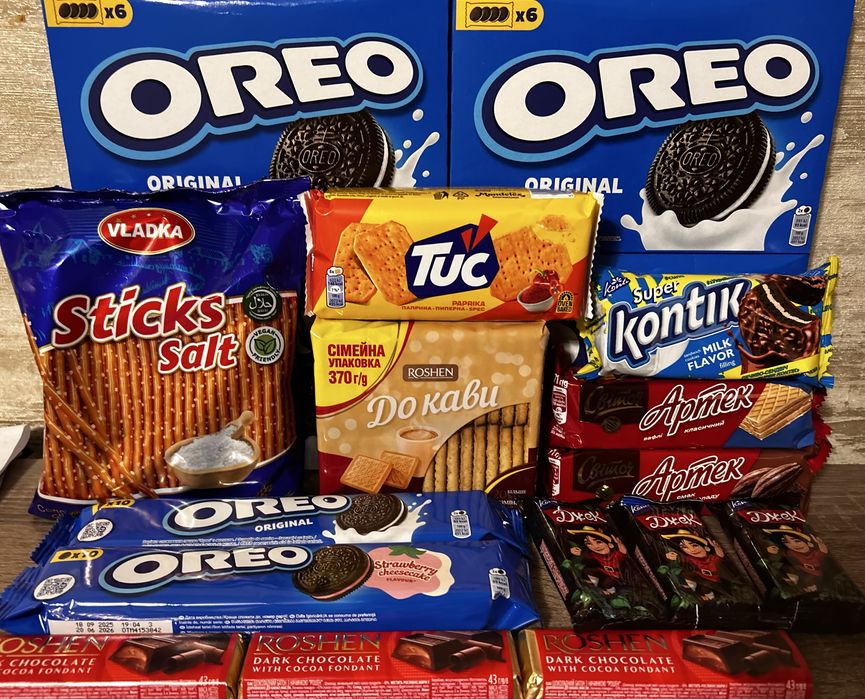 Цукерки/Соломка/Крекери/Печиво/Вафлі/Орео/Тук/Контік/Рошен/Артек