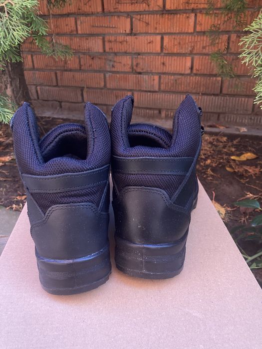 Ботінки черевики поліція