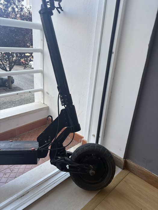 Trotinete eletrica ienryed 350€