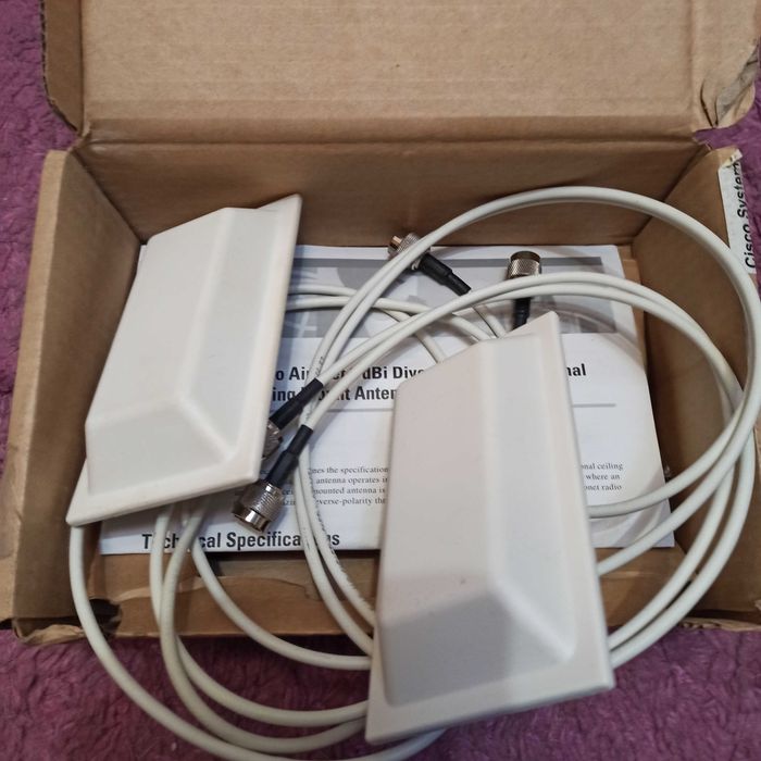 Антены   Сisco  S2402DS и Cisco AIR-ANT5959