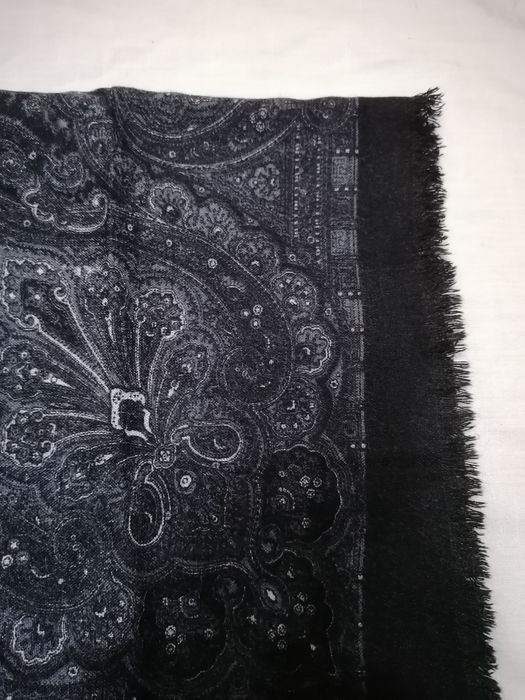 Lenços antigos de cabeça