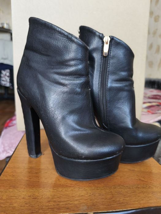 Ботильйони/сапожки/напівсапожки