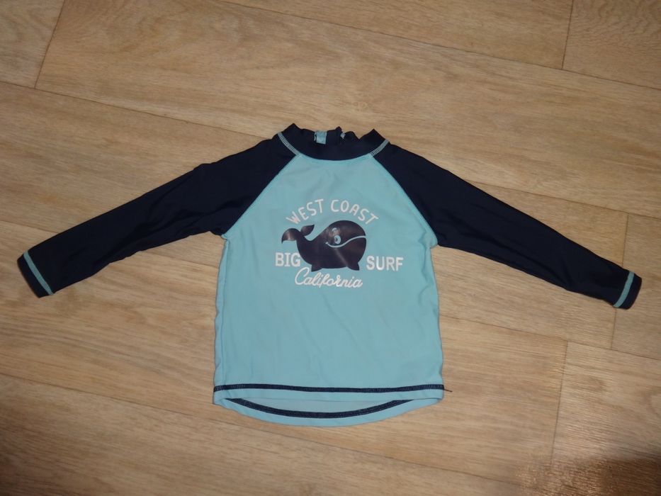 Солнцезащитная пляжная футболка на мальчика с рукавом 12-18 86см