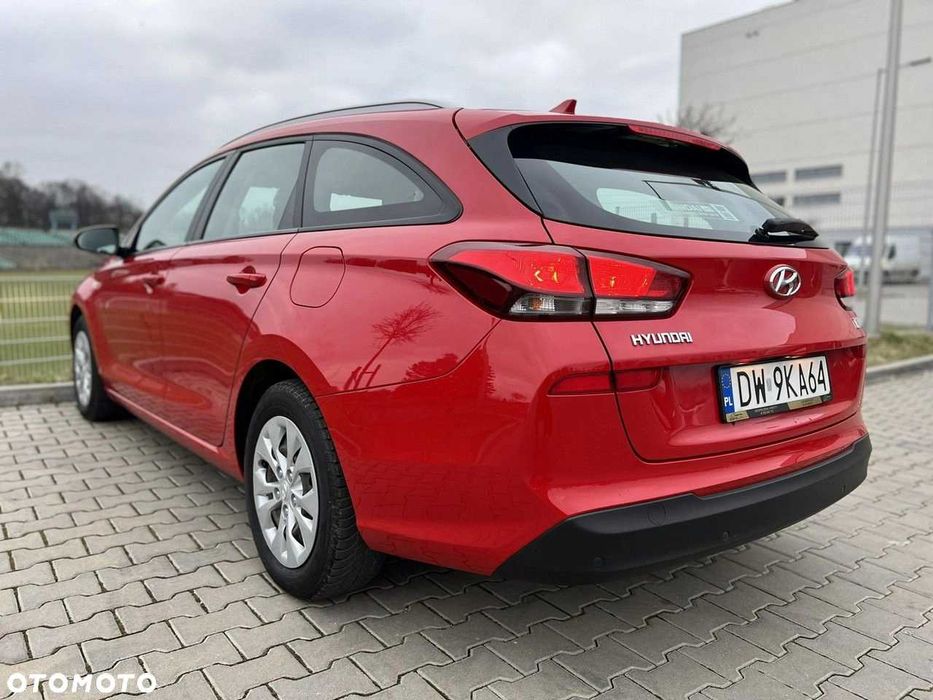 Wynajem auta bez kaucji – Hyundai i30 Kombi - wypozyczalnia samochodów