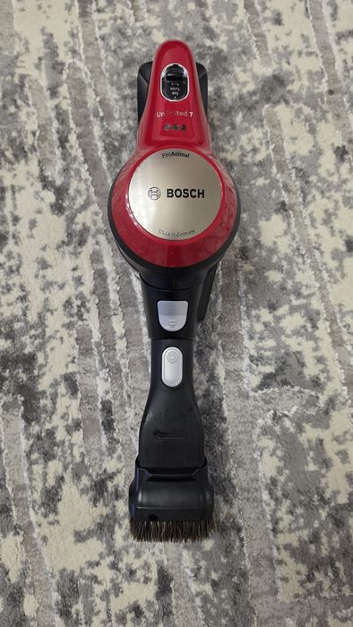 Пылесос Bosch Unlimited 7 ProAnimal