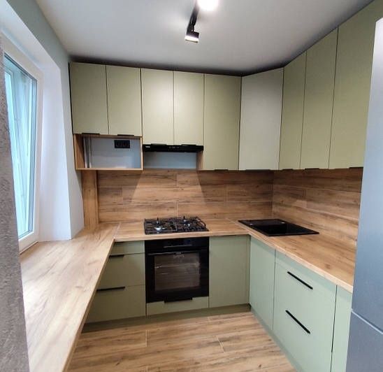 Кухня Кухні в наявності фарбований МДФ. Меблі Шафи купе.В Одесі!