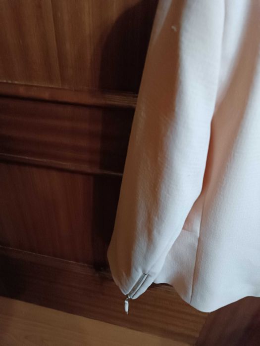 Blusão ou  casaco branco  M/L