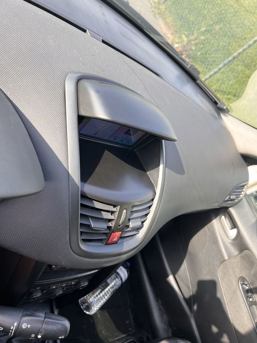 Radio peugeot 207 8 CORE Carplay e Android Auto