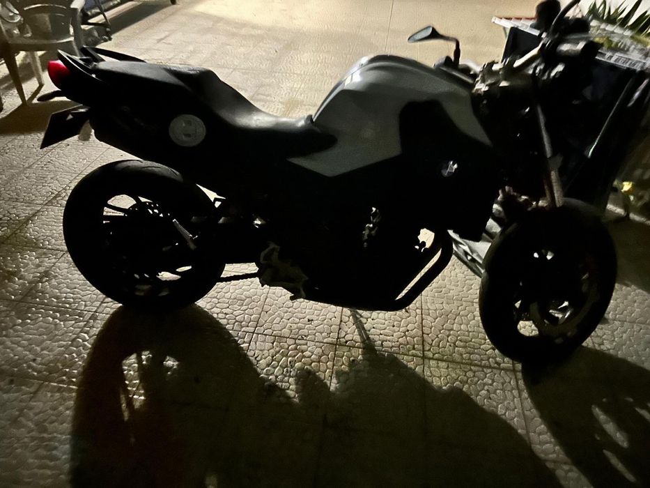 Mota   BMW f800r