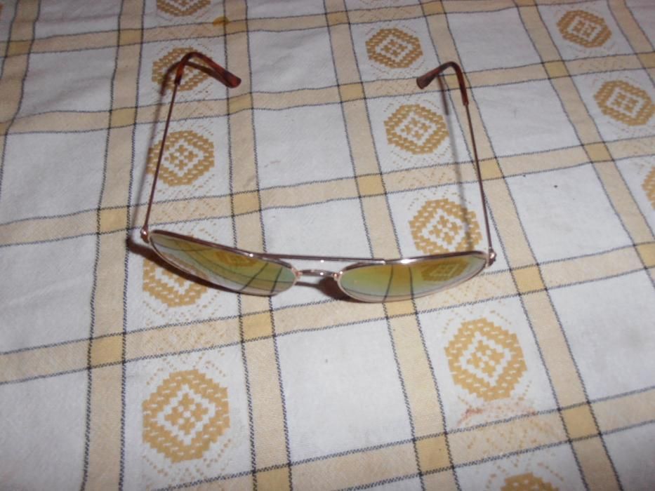 Stylowe okulary przeciwsłoneczne męskie stan bardzo dobry