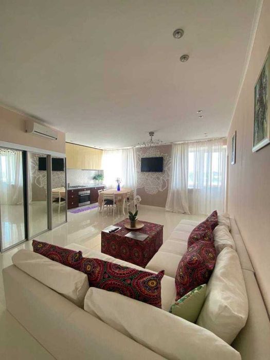 Продаж 3к кв  78 м2 . Індив. опал. Новобудова. вул. Соборності. №11566