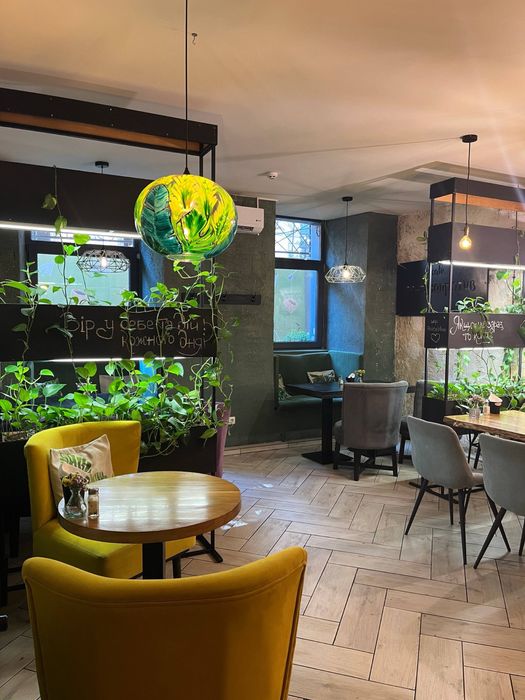 Продам коммерческое помещение с готовым бизнесом