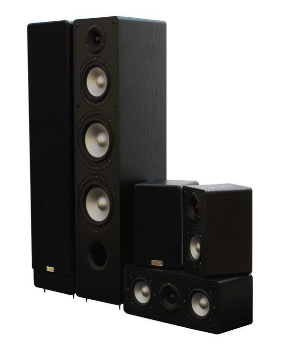 Kino domowe: amplituner Pioneer kolumny TAGA HARMONY subwoofer YAMAHA.