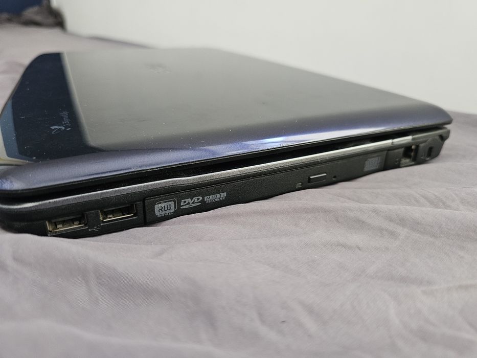 Laptop Acer Aspire 5740G z ładowarką