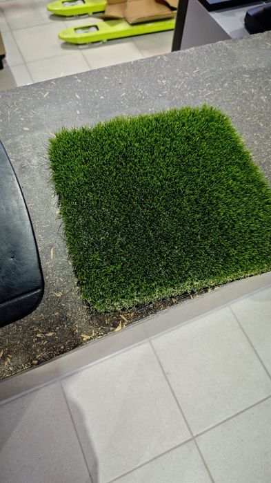 28m ²    -   Rolo de  14x2m largura - relva artificial 40mm premium