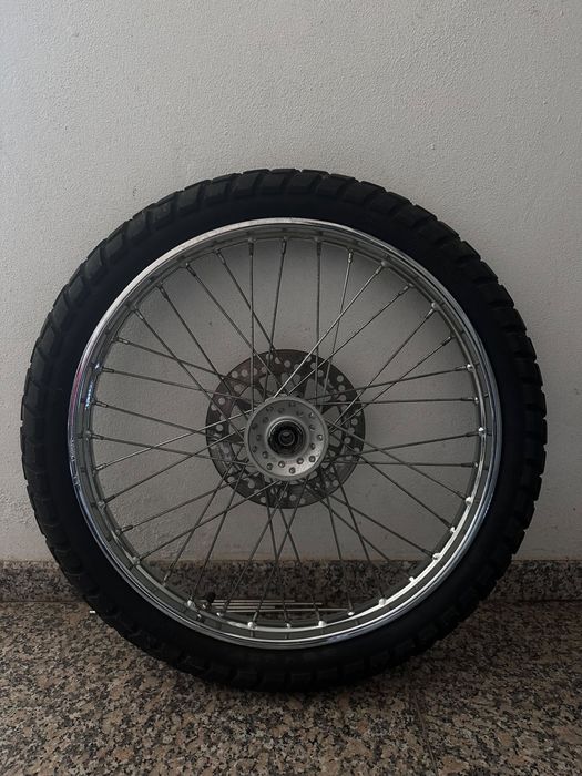 Rodas DTR 125 com Pneus NOVOS