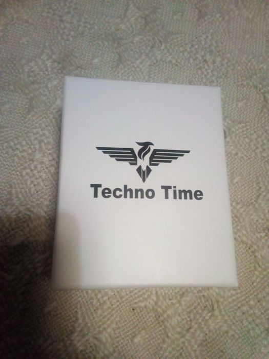 Relogio dourado techno time