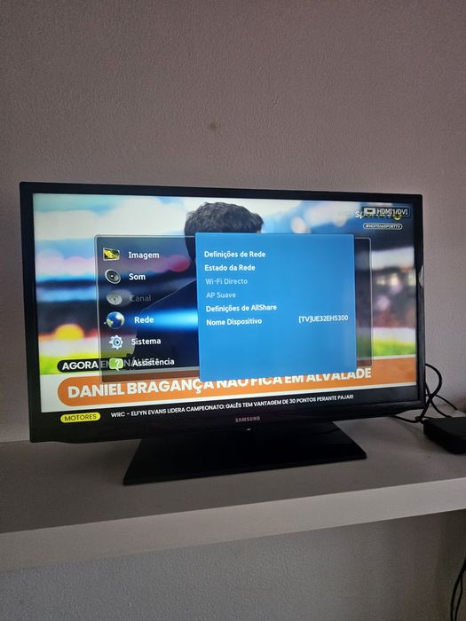 Samsung Smart TV LED 32" Full HD – UE32EH5300W com comando