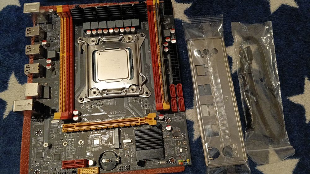 Игровой комплект Intel 8/16 ядер/потоков 2650v2 16/32GB SSD