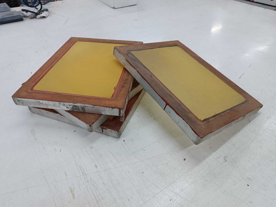Máquina de Serigrafia de Planos Semi-Automática de Pequeno Formato