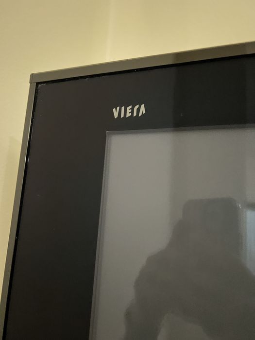 televisor de plasma Panasonic VIERA, modelo TH-50PZ800E com comando