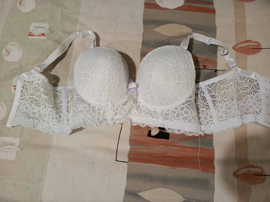 Бюстгальтер белый