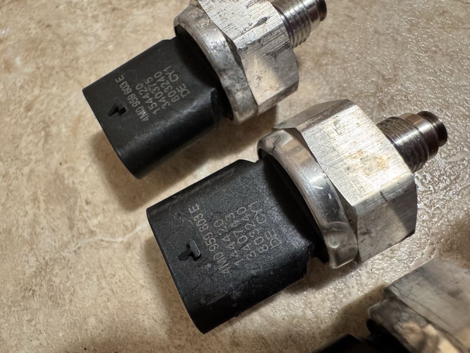 Датчик давления фреона 4M0 959 603 E