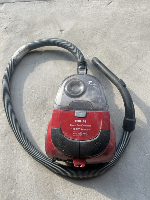 Пылесос philips 1800w