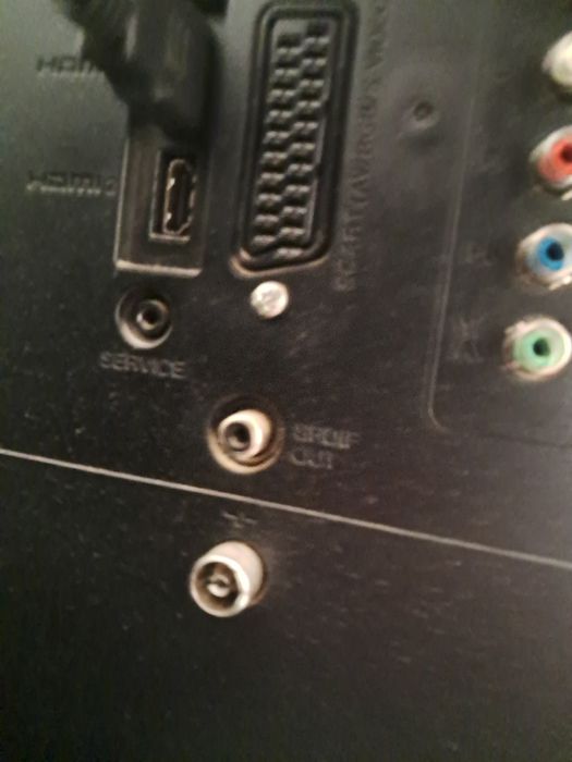 Sharp aquos lcd 32 cale