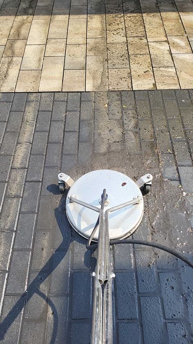 Mycie kostki brukowej, tarasów, podjazdów, czyszczenie kostki