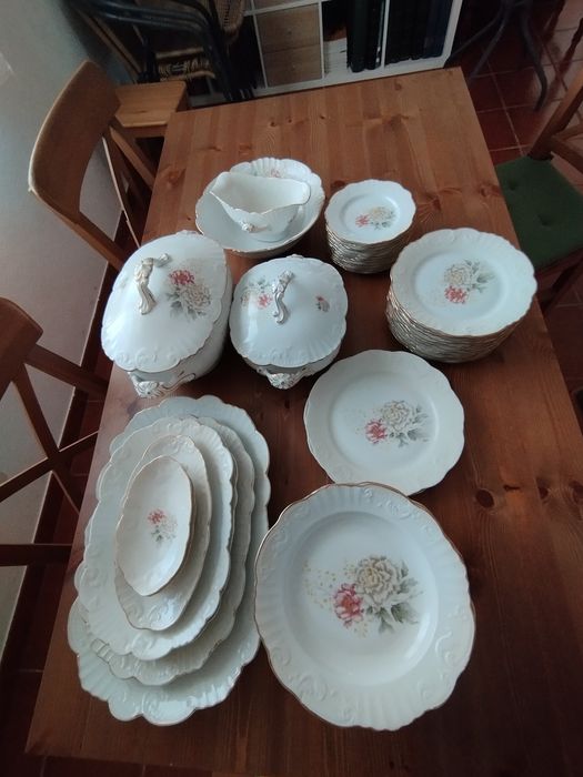 Serviço jantar antigo Vista Alegre