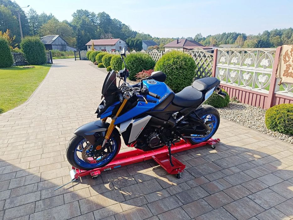 Suzuki