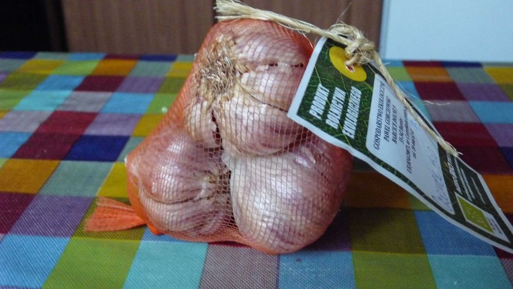 Ziemniaki i warzywa ekologiczne .