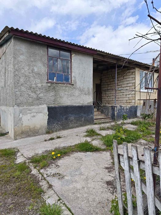 Продам будинок...