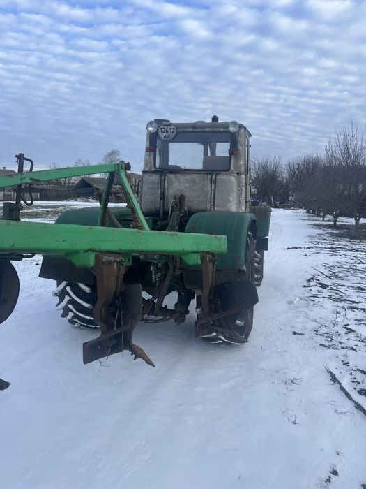 Продам плуг ПНВ 5-35