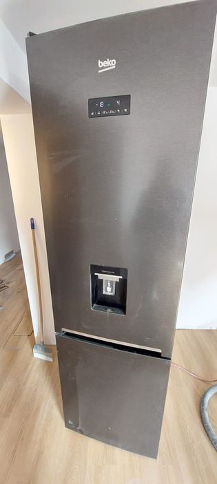 Lodówka Beko  transport