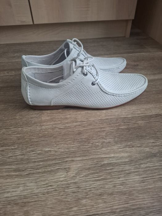 Нові шкіряні чоловічі  літні туфлі