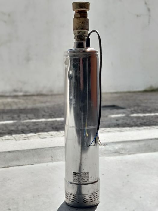 Bomba Ebara avariada poço argolas