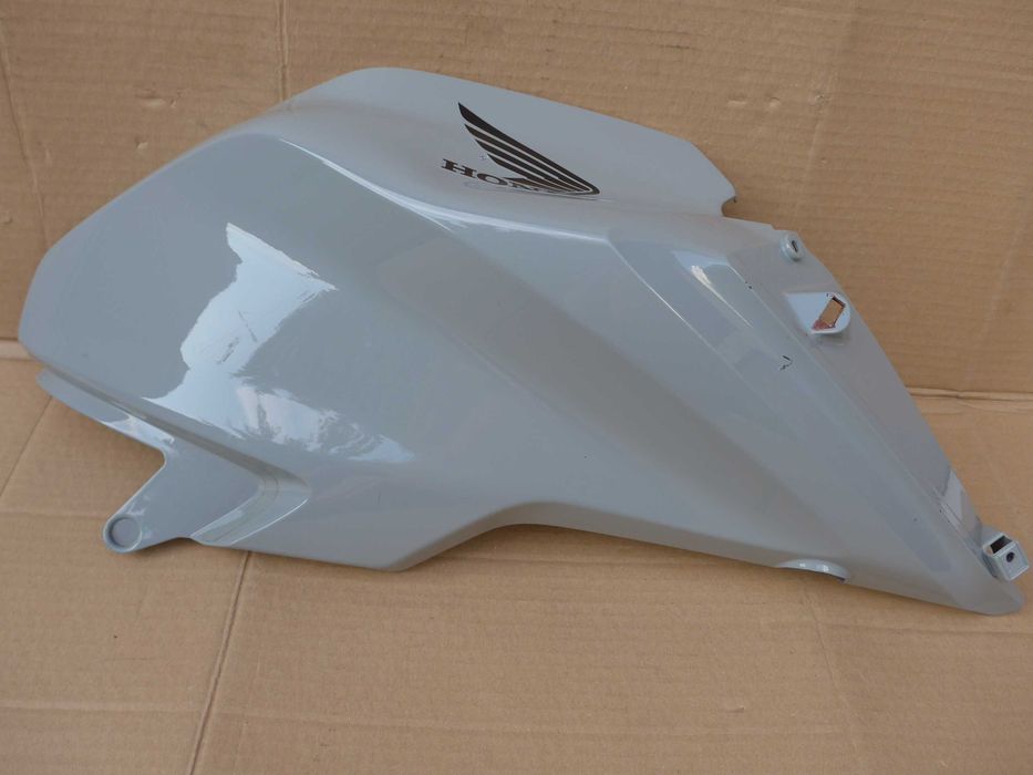Honda CB 125 r OWIEWKA oslona prawa