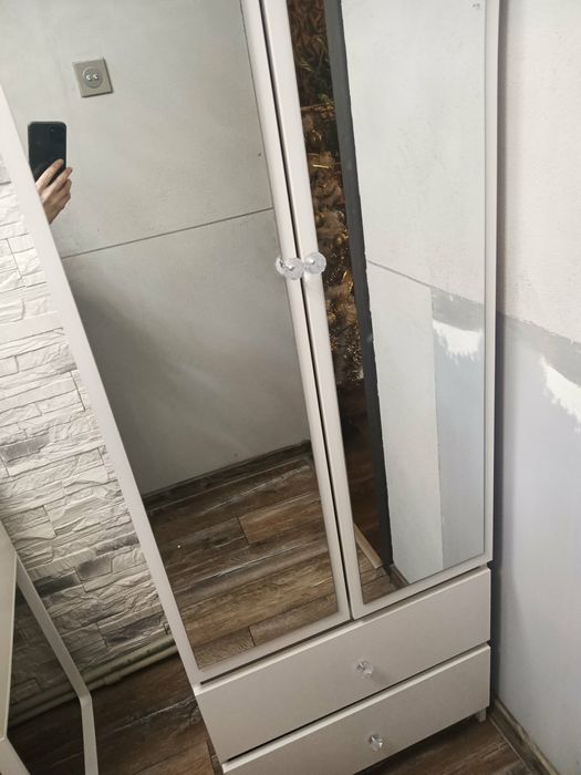 Biala szafa szerokosc 60cm dlugosc 180cm