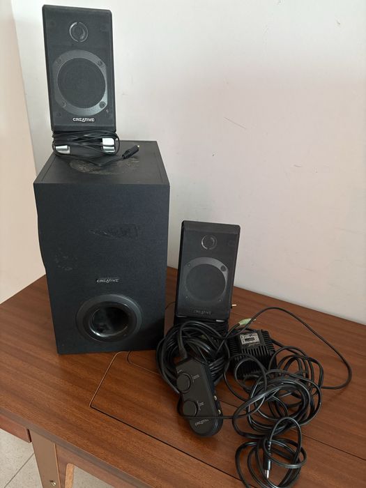 Colunas Creative T2900