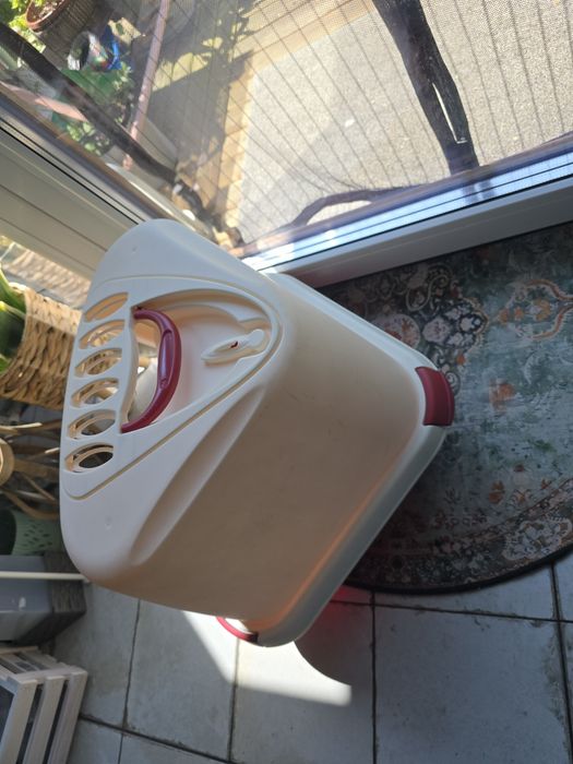 Kuweta dla kota narożna