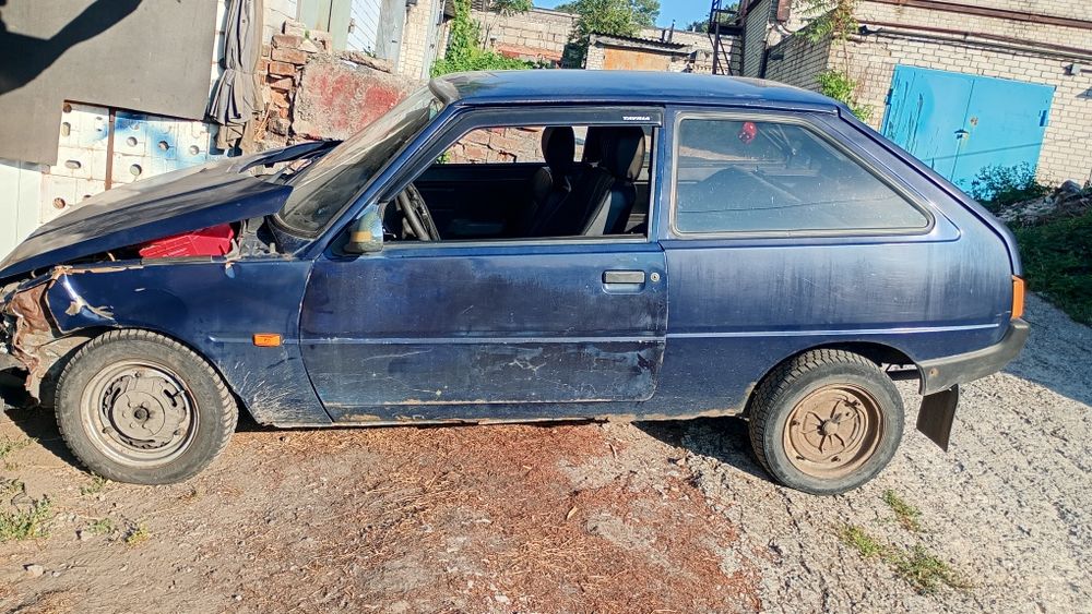 продам таврию после аварии на запчасти