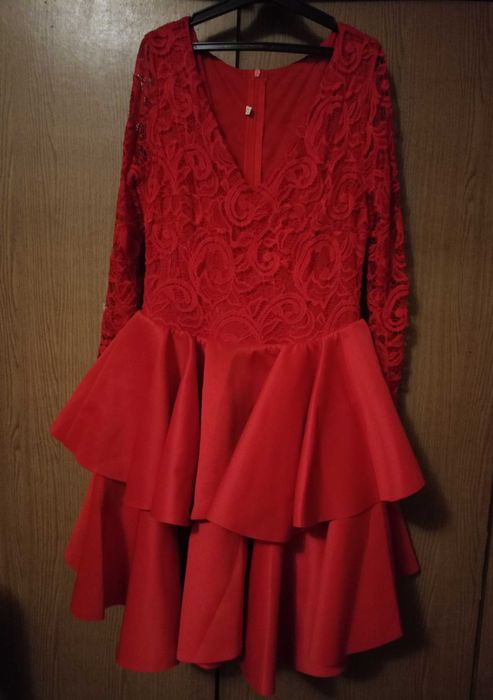 Жіноча коротка сукня