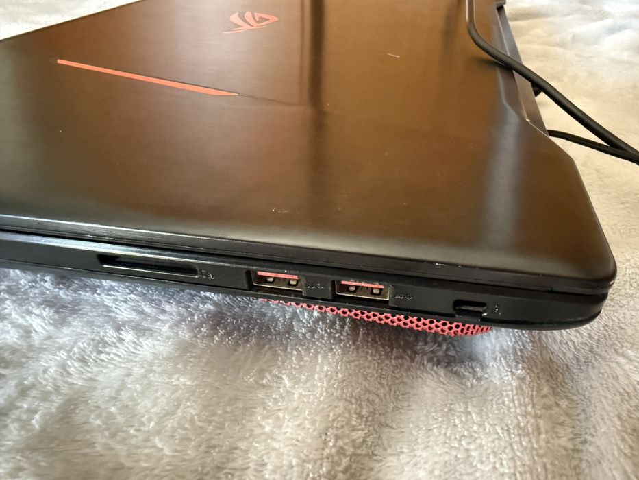 Portatil asus GL 702V